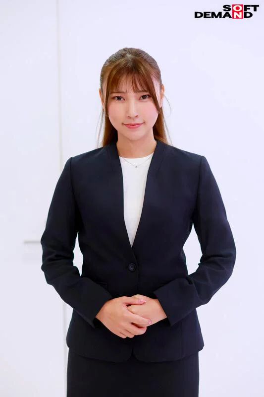 牛乳浣腸された状態で相撲を取る女の子たち