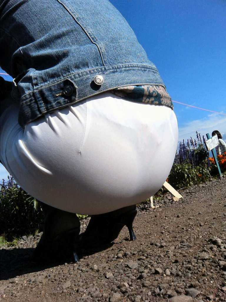 座っているお尻画像14