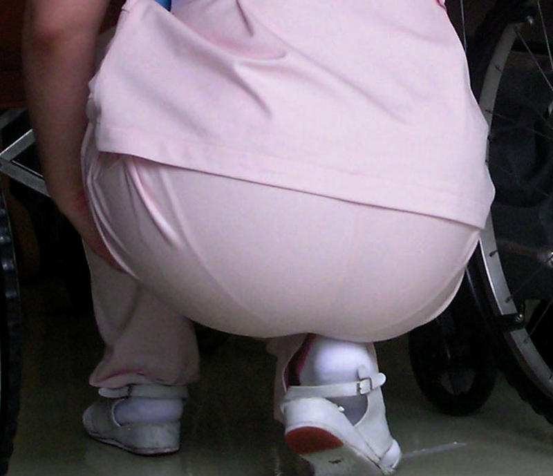 座っているお尻画像8